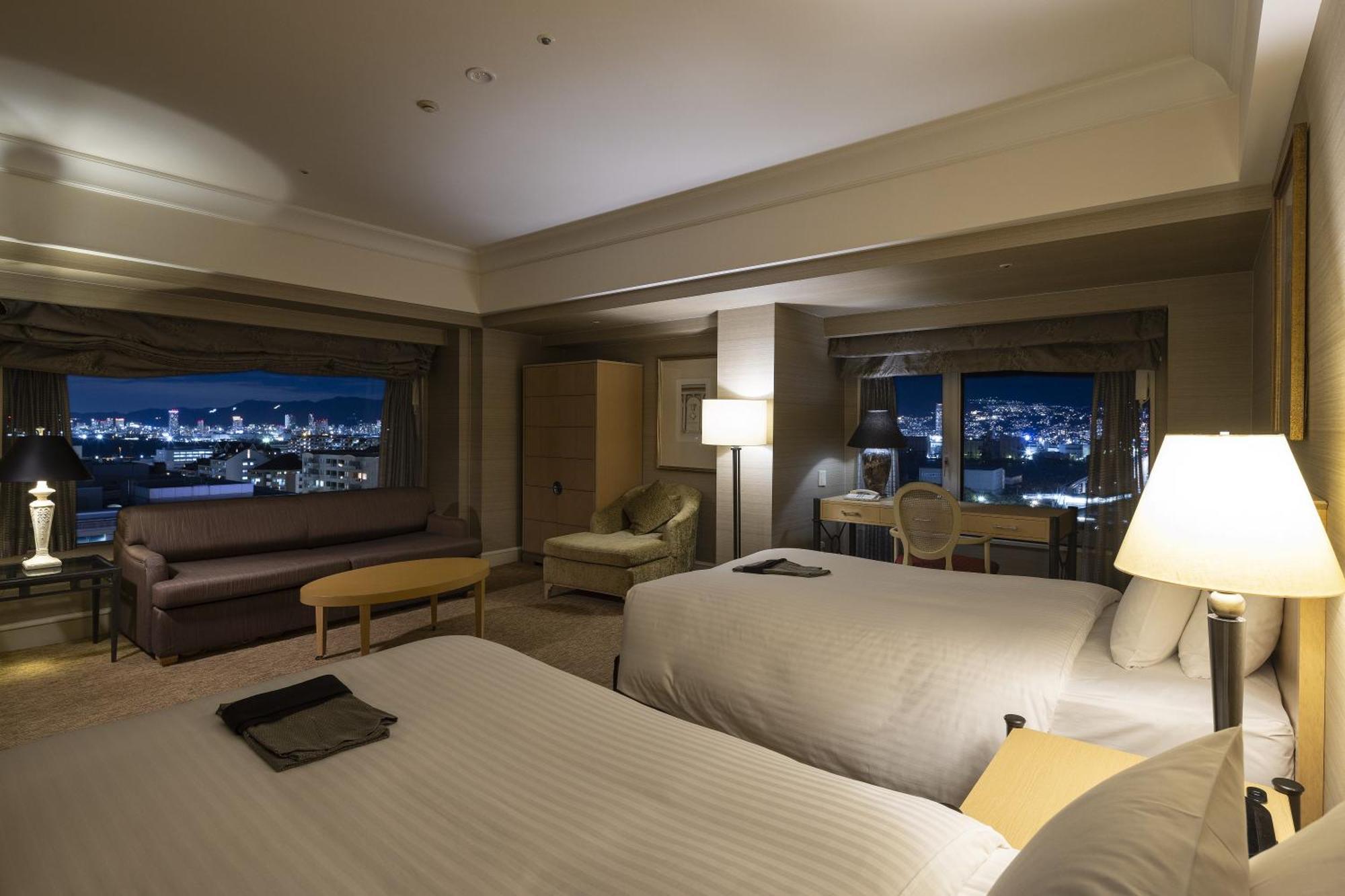 Kobe Bay Sheraton Hotel & Towers Экстерьер фото
