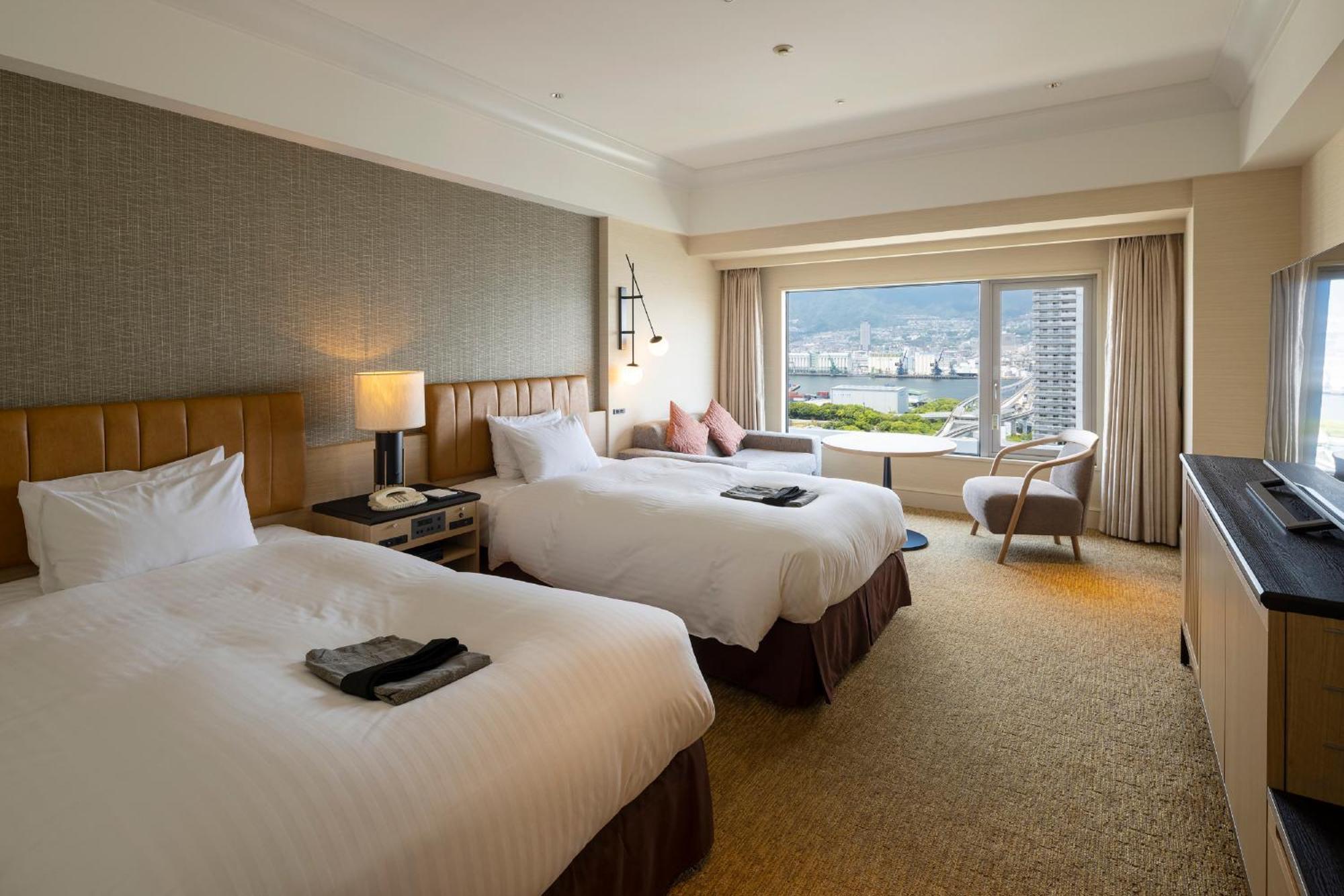 Kobe Bay Sheraton Hotel & Towers Экстерьер фото