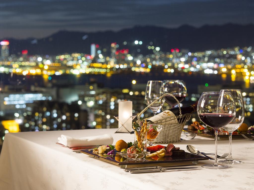 Kobe Bay Sheraton Hotel & Towers Экстерьер фото